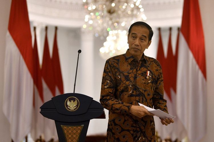 Jokowi Janjikan beri Kelonggaran Kredit bagi tukang ojek sopir taksi serta nelayan